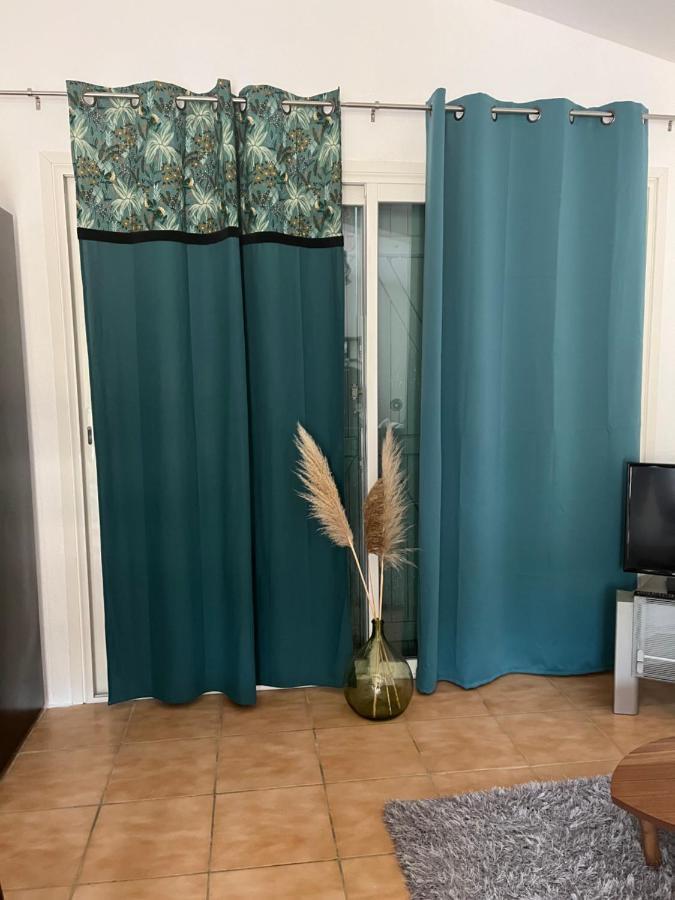 Au Petit Paradis La Roquebrussanne Esterno foto